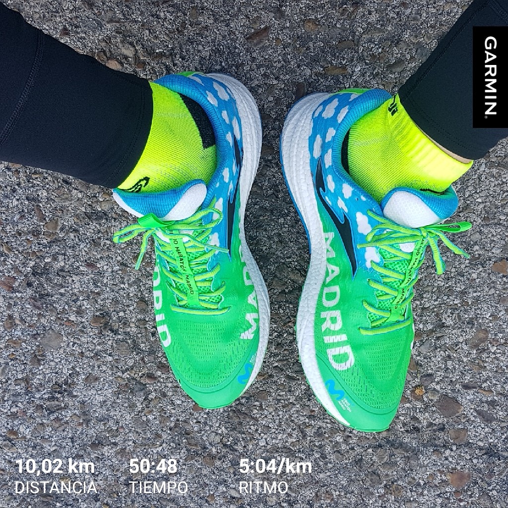 ah_moya's tweet photo. Entreno de hoy carrera de 10kms a ritmos mucho más alegres que la Maratón de cara la @mediomaratonmadrid  y de estreno con las zapatillas Storm Viper II, de @jomasport, que por cierto, son muy,  pero que muy cómodas. Me gustan. https://t.co/v8cPcVbpmc