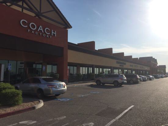 Outlets_Barstow's tweet image. Yep. It's time for some shopping. #Coach at @outlets_barstow #WorldFamousOutlets #BarstowCA