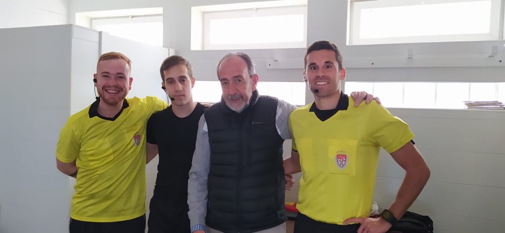 RFFM_oficial's tweet image. 👤 El Presidente, @PacoDiezRFFM, asiste al campo de San Juan, para ver el partido de 1ªAficionados @cdColmenarOreja 🆚 @CDMEJORENO junto a su homólogo del Colmenar, #JoséLuisGarcíaMuñoz,  el Alcalde de @ColmenardeOreja, #DavidMoya y la Concejala de deportes #MercedesCarrero