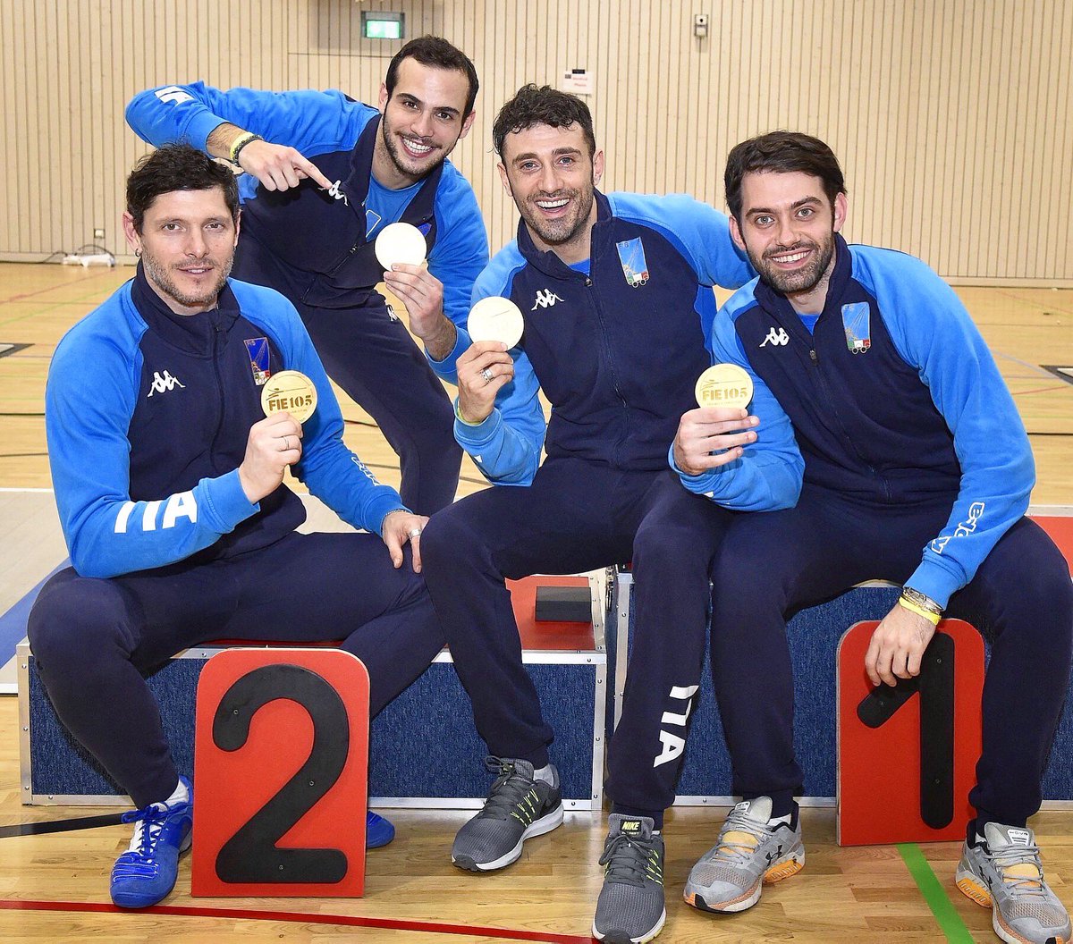 Quattro anni di sacrifici, oggi finalmente possiamo urlarlo... Tokyo arriviamoooo🇯🇵
Ora si comincia a fare sul serio  #olimpiadi2020 🇮🇹🤺