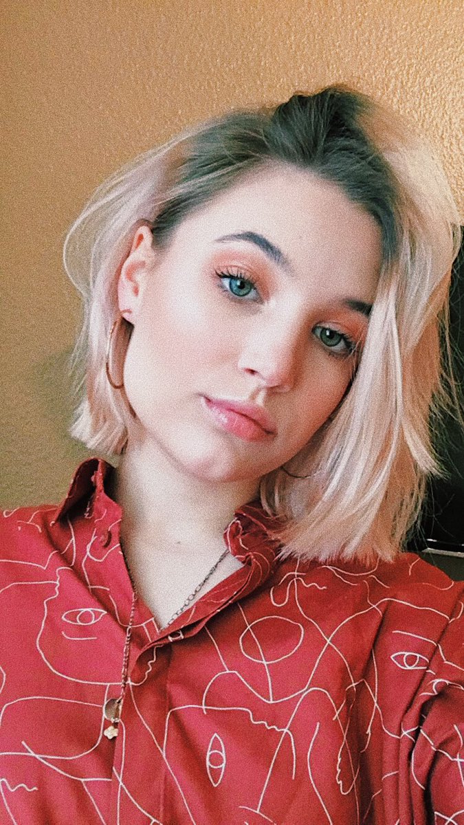 idekvxlxttx's tweet photo. cut my hair✂️#issaLGBTQ https://t.co/ezFRIn1IKb