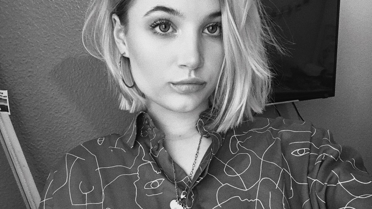 idekvxlxttx's tweet photo. cut my hair✂️#issaLGBTQ https://t.co/ezFRIn1IKb
