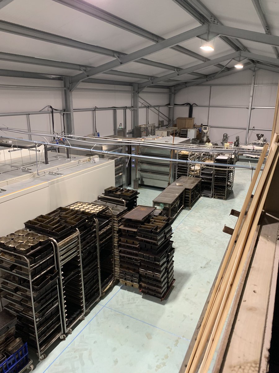 SwiftsBakery's tweet photo. The clam before the storm well in this half of the bakery anyway #Future #Bakery #6Generation #MyRealBread https://t.co/ke3qLAhpH0