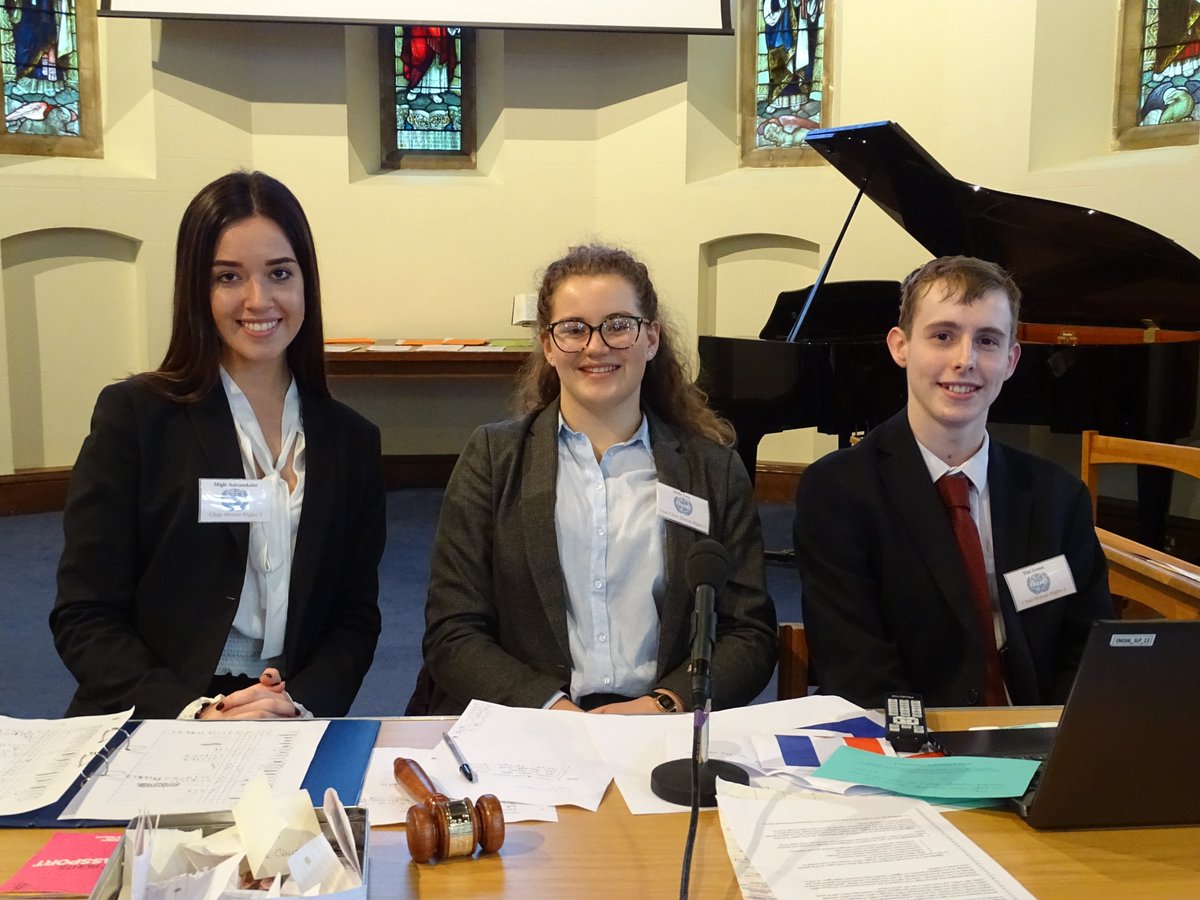 Kingswood Sixth Form tweet media