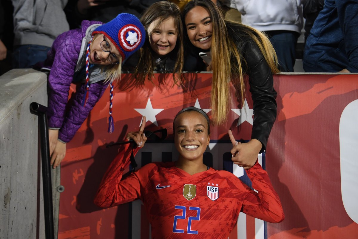 USWNT's tweet image. On International Women's Day, we celebrate our #USWNT as tremendous role models, leaders and winners who inspire people of all ages and genders all around the world. #SheBelieves