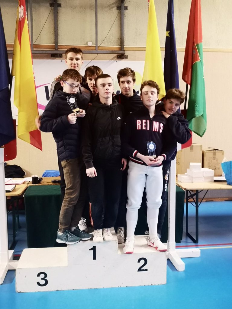 Toujours à Vandoeuvre ce jour où ce sont aussi déroulées les épreuves en équipe.
M17 masculin: 2ème
Seniors masculin: 2ème