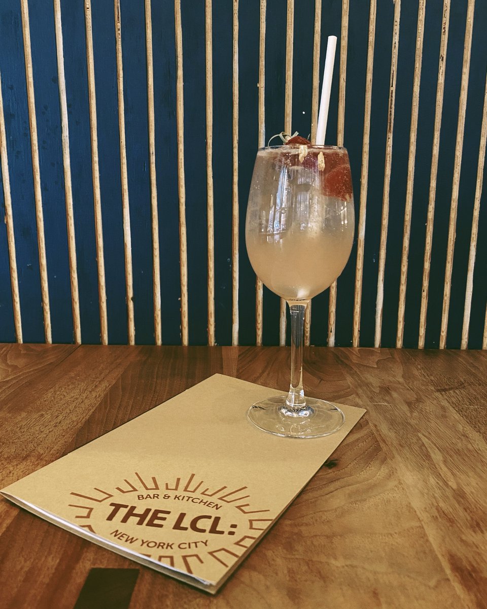 WestinGrandCtrl's tweet photo. The perfect Sunday Funday includes Cocktails #WestinGrandCentral https://t.co/mmoJNOtvSW