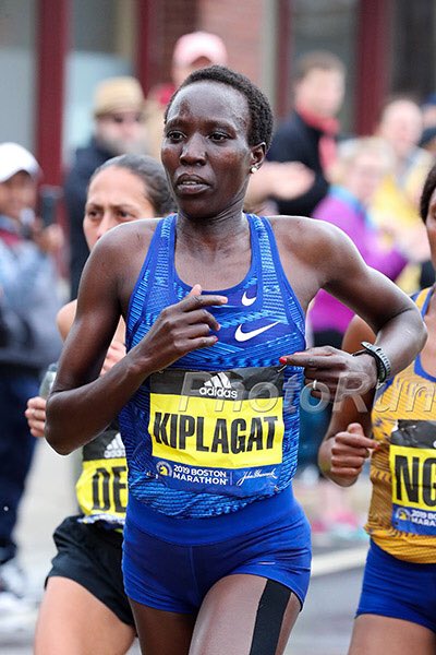Boston26_2_Pro's tweet photo. To all the women leading us in the right direction🏃🏽‍♀️🏃🏽‍♀️Thank You! #InternationalWomensDay https://t.co/qQ9VB75u7z