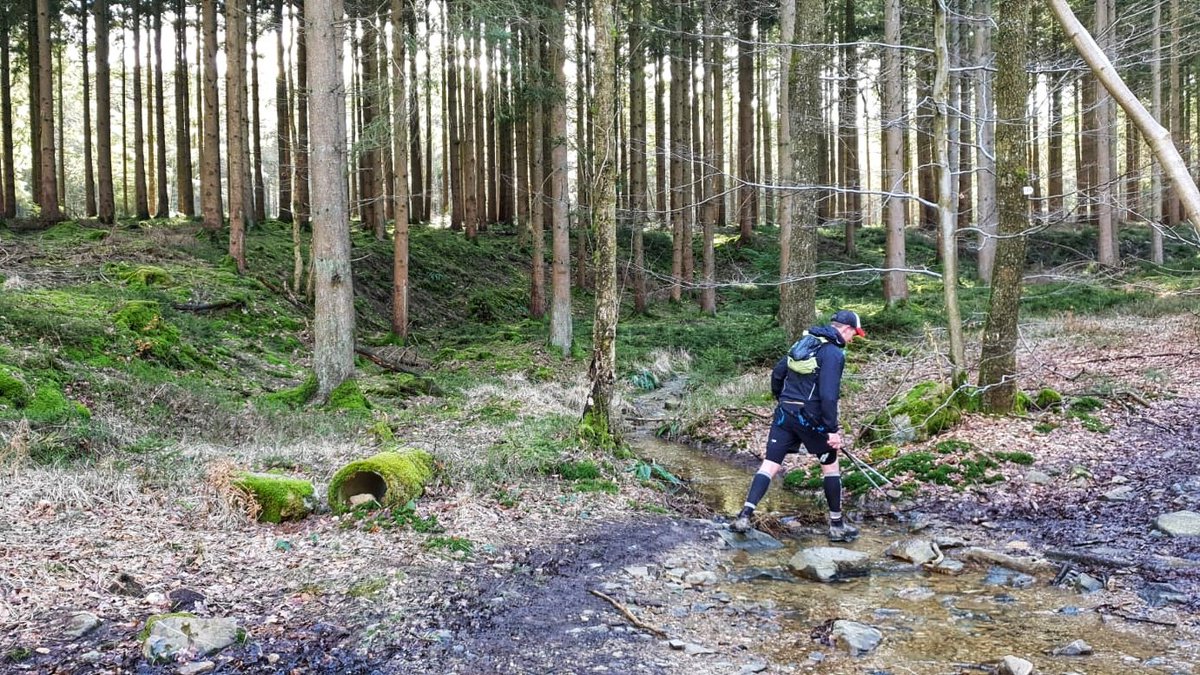 vangestelmark's tweet photo. Dagje buitenspelen. Zwarte route extratrail Spa 32k 1000 D + #trailrunning #trainrunachieve #extratrailspa https://t.co/vFClxPm2YH