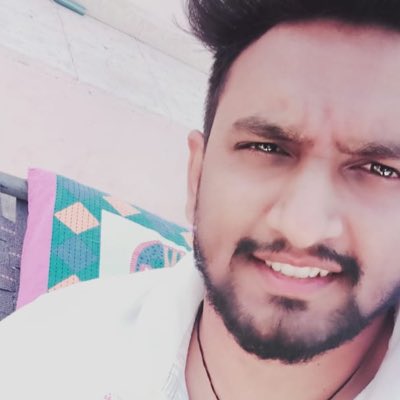 SimbuRabadia's tweet photo. #NewProfilePic https://t.co/uZuE1NxuzT