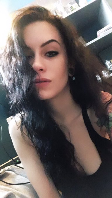 Almost time to touch up the black again https://t.co/IocKj9WcjT