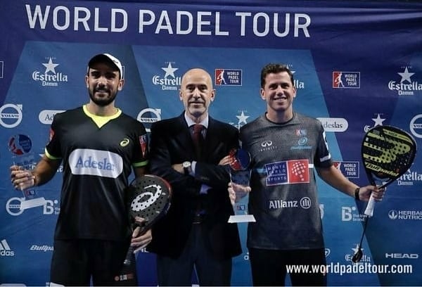 El primer torneo de la temporada 2020 del <a href="/WorldPadelTour/">World Padel Tour</a> quedó en poder de <a href="/pablojoselima/">Pablo Lima</a> y <a href="/paquito_navarro/">Paquito Navarro</a>. Esta es su segunda corona juntos:
🏆 Cervezas Victoria Marbella Master 2020.
🏆 Bilbao Open 2018.
Fotos: World Padel Tour 📸.
#guiamundialdepadel