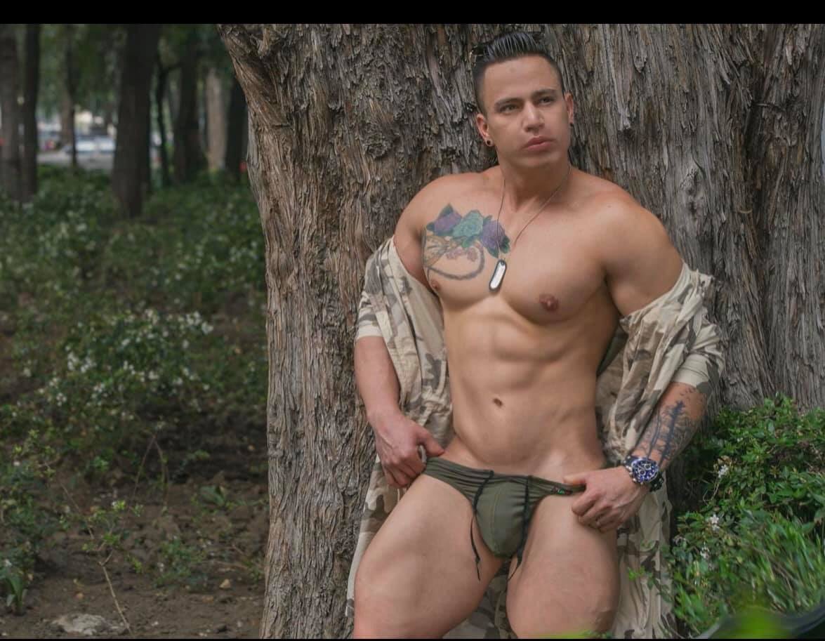 Conaromaacafe's tweet photo. Jhoan García 

México  🇲🇽 Venezuela 🇻🇪 
#Bellos #Guapoysexy #Papasote #MenPhysique #DiosDelOlimpo #Mamadosexy #Sexyboy #Fisicoculturista #BodybuilderMen #Latinosexy https://t.co/uKvq9QIIA8