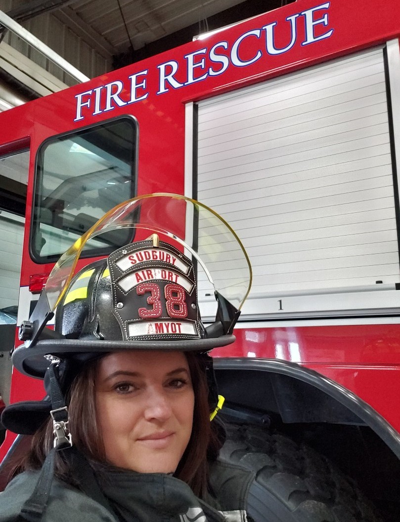FlySudbury's tweet photo. #INTERNATIONAL #WOMEN'S #DAY #Leaders in the #Greater #Sudbury #Airport: Meet #Laura #Amyot the first and only female firefighter at the Sudbury Airport. #ShareThis
Laura has two teenagers, married to Jason for fifteen years. https://t.co/BrU0XdZkaa