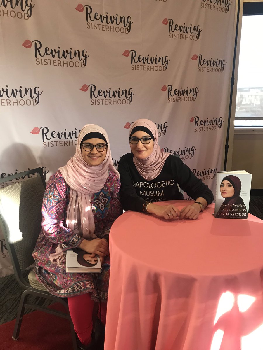 s921v's tweet photo. May we never be bystanders when we see any injustice. #inspiration #RightTimeRightNow #FightInjustice #BeingMuslim #MuslimWomen @lsarsour https://t.co/vXu9eVWtlt