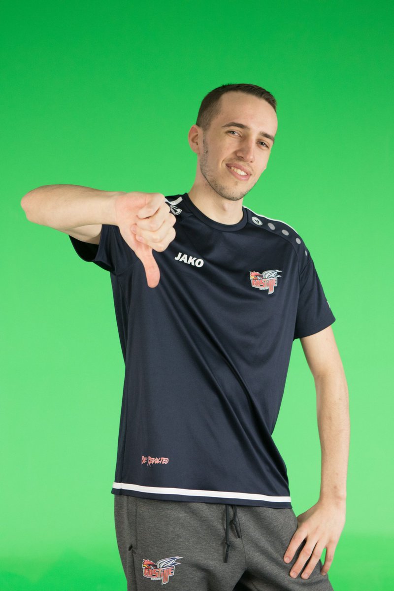 Wow <a href="/UnfazedEsport/">Unfazed Esport</a> on se reverra pour la revanche 🤓
Belle victoire pour fêter l'arrivée de @BTL_Lyrith 😬🥳
#BTLWIN #Div2LoL