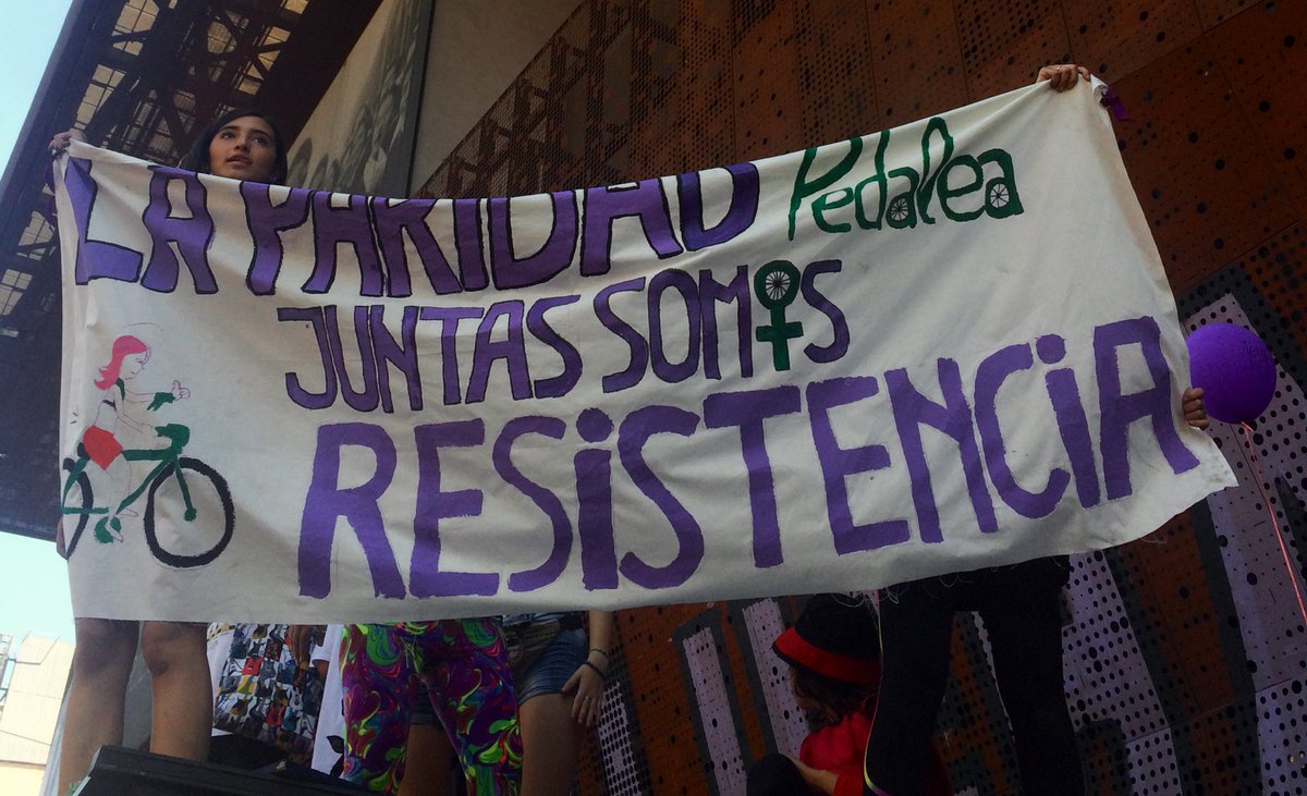 Todas juntas en las calles, caminando y pedaleando. #8M2020 en Chile se vive con energía para exigir justicia, verdad y dignidad.