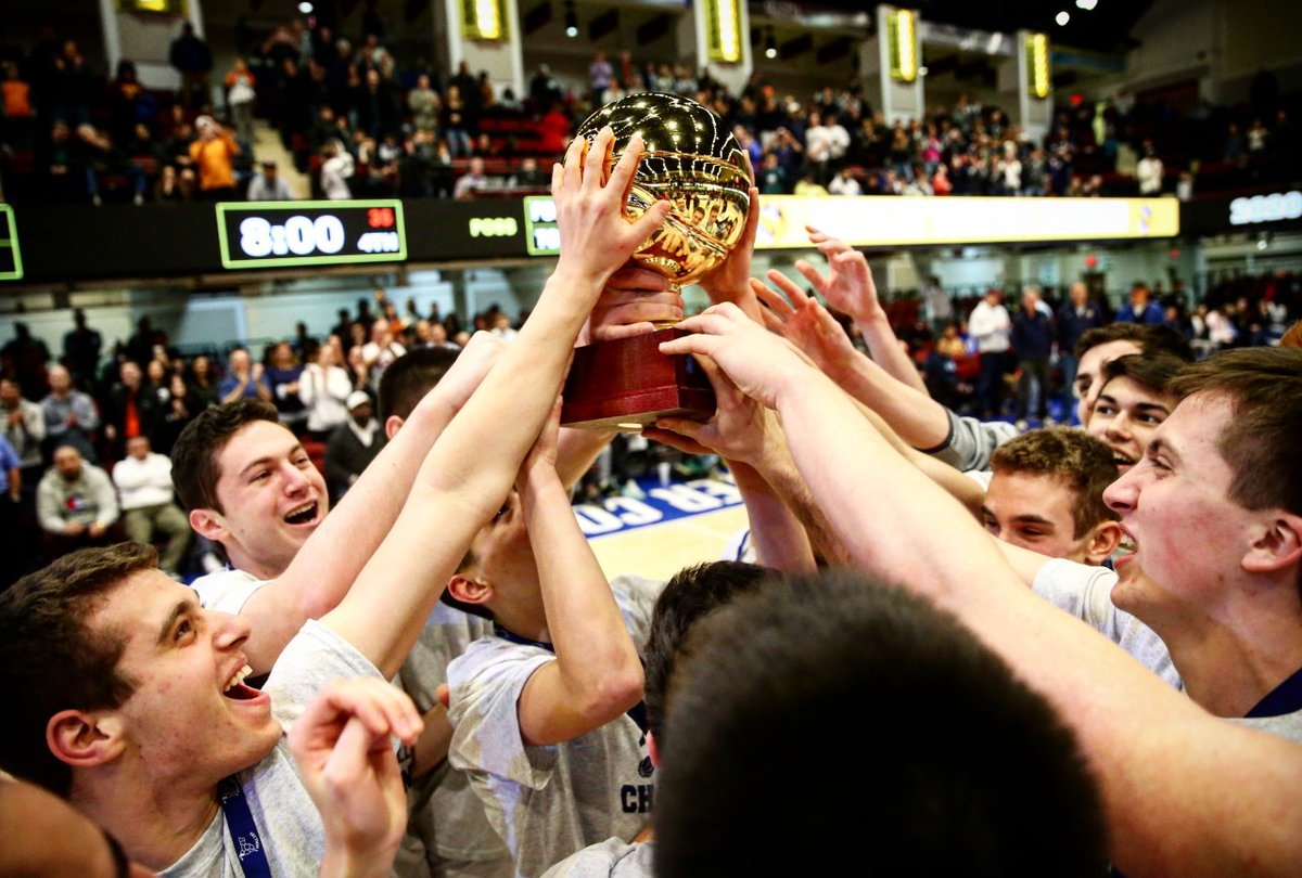 lohudsports's tweet photo. When you win your first Section 1 title in 40 years.

@lohudinsider @GreeleyHoops @Quaker_Sports @chappaqua_csd @GreeleySports @JMeorePhoto https://t.co/7zspG4P9VI