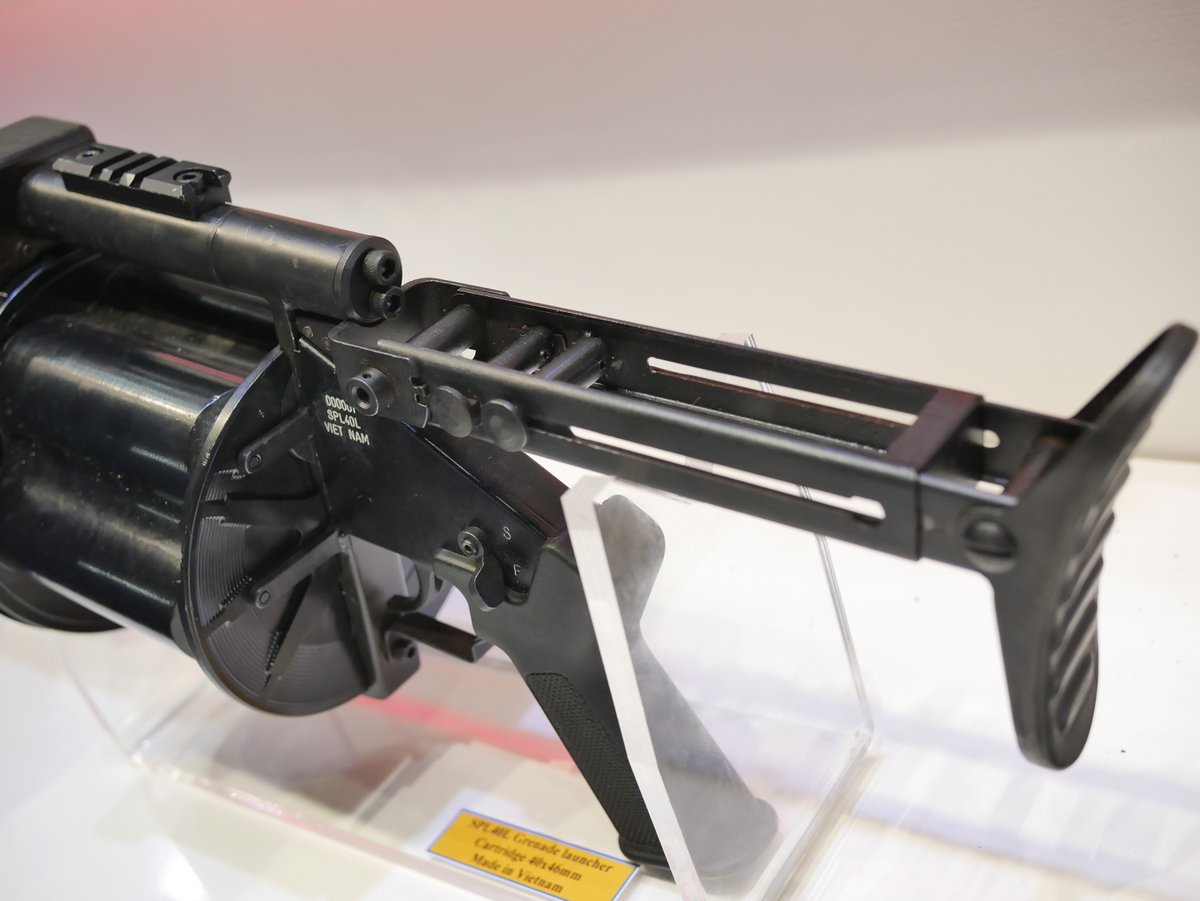 5/ One is not enough? How about six?SPL40L is a copy of South African Milkor which uses a revolving chamber with six 40mm grenades. The stock is adjustable to compensate for the trajectories of the grenades.