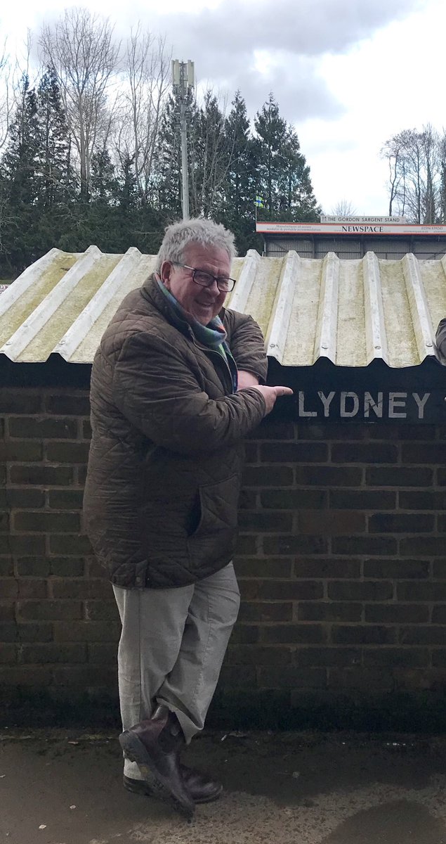 andywyman's tweet photo. Top man. Offered and gave his time for โflood fundโ auction โฆ@lydney_rfcโฉ . Huge thank you to โฆ@PhilipSerrellโฉ . #Lufbra #rugbycommunity #goodbloke https://t.co/oGtnxHckGm