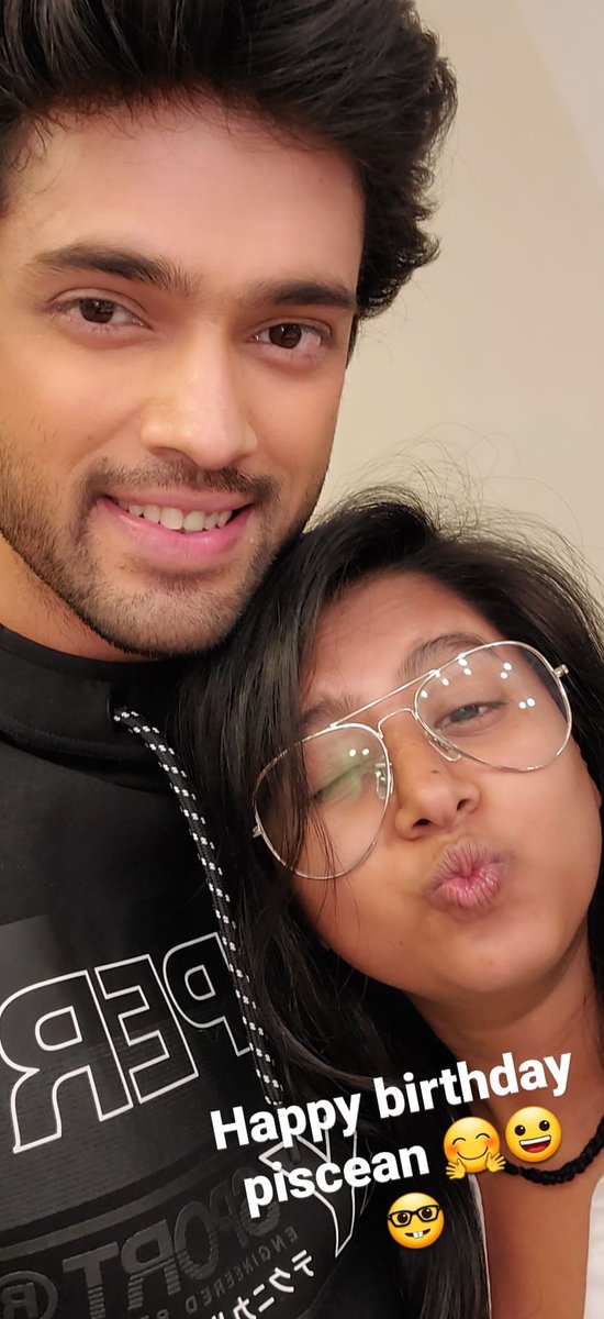 LaghateParth_FC's tweet image. Some people are connected by Heart……so, are they #BroSis by ❤️

happy birthday fellow #Piscean 😍

#AakanshaShukla &amp;amp; #ParthSamthaan are Qweetest 😇
#KasautiiZindagiiKay #AnuragBasu