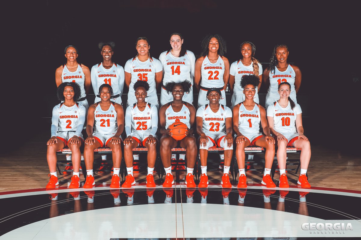 UGA_WBB's tweet photo. We're proud so celebrate these young ladies every day, but especially today on #InternationalWomensDay 

#GoDawgs | #Alzati https://t.co/kOvGQ8WesH