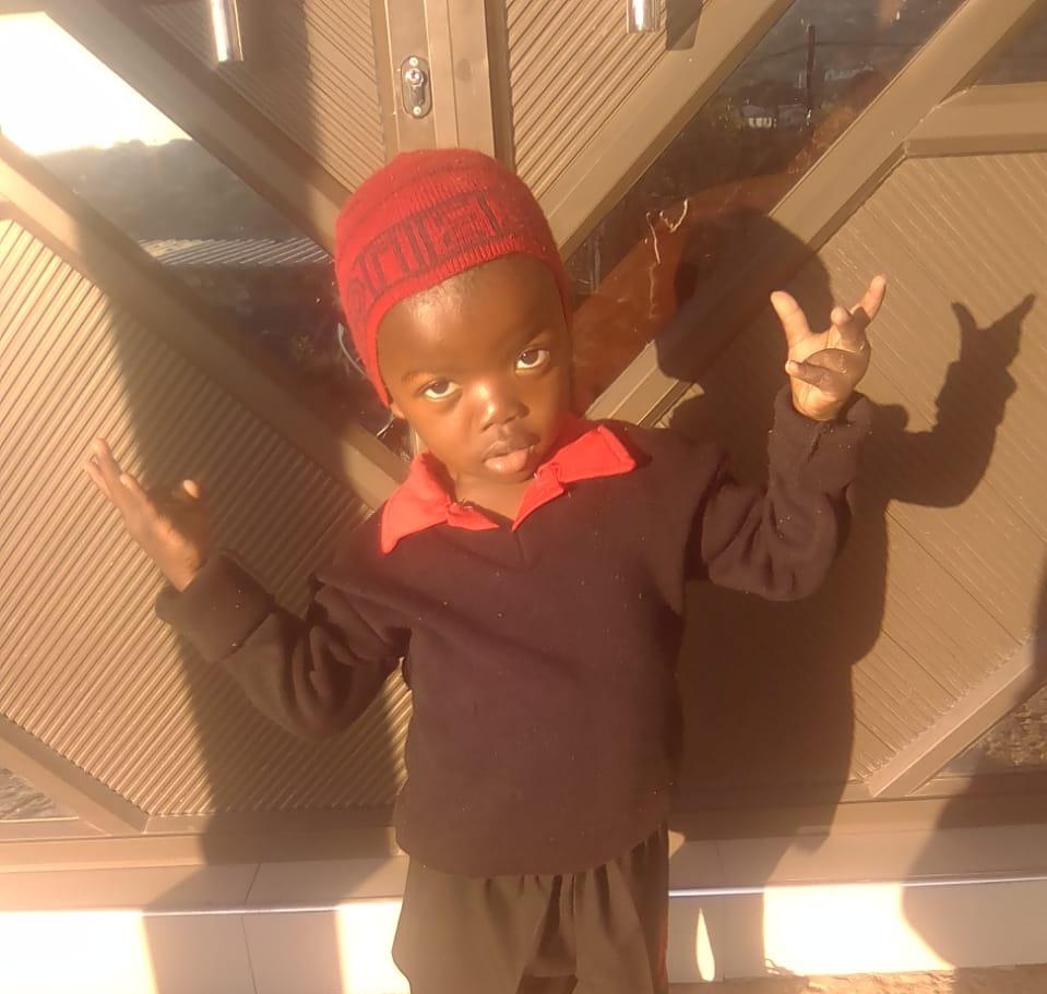 MellowNUZ's tweet photo. The son of the young parents. My daddy is Hustler, my mama is a RideOrDie 🤗
#NoExcuse  #SundayThoughts https://t.co/3vksADJwgt
