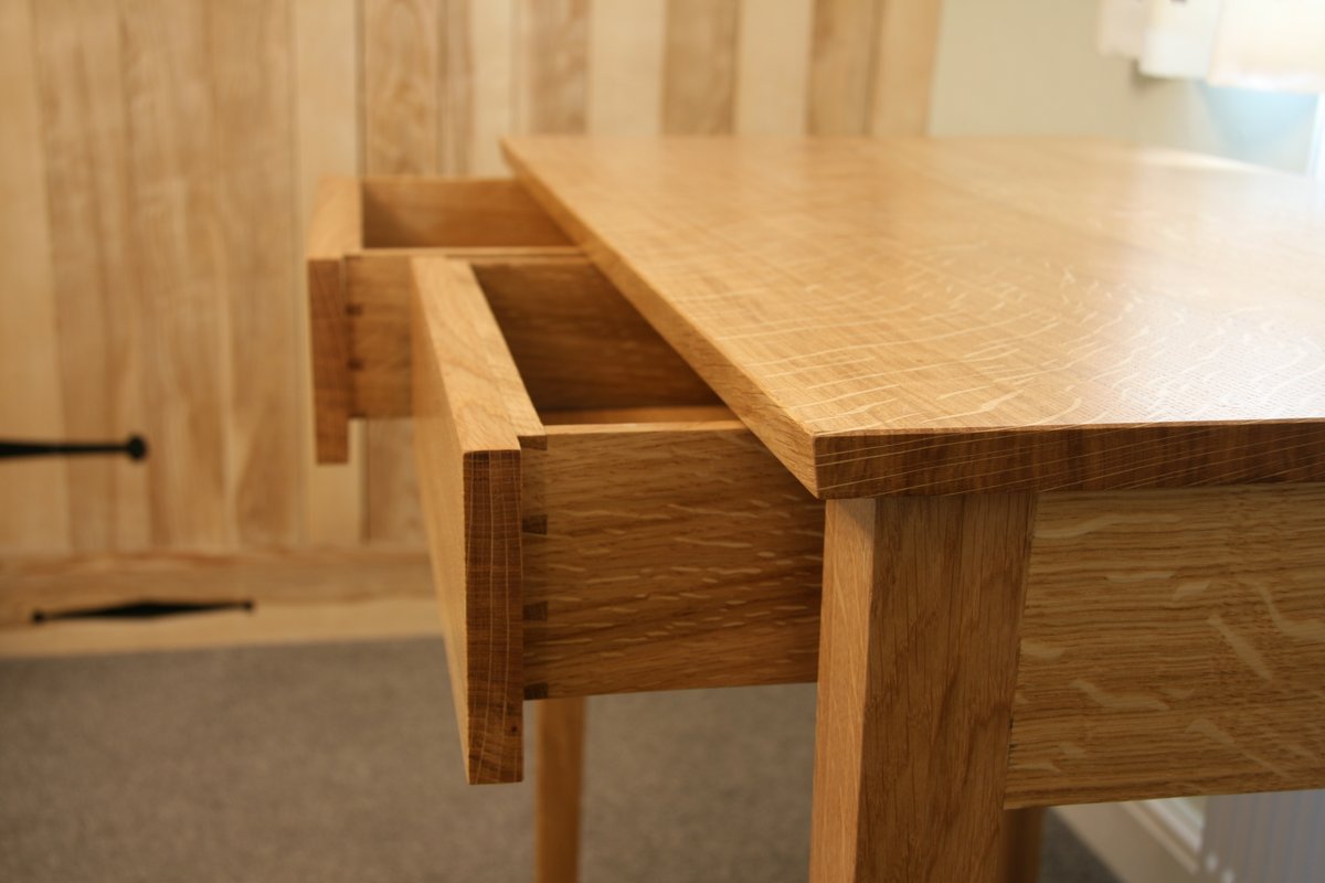 hilltopfurn's tweet photo. Delivery day for this small oak desk tomorrow. I think that the customer will be happy! https://t.co/hMlSo6iUFT