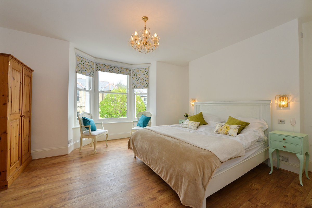 Home from Home by Hamptons International tweet media