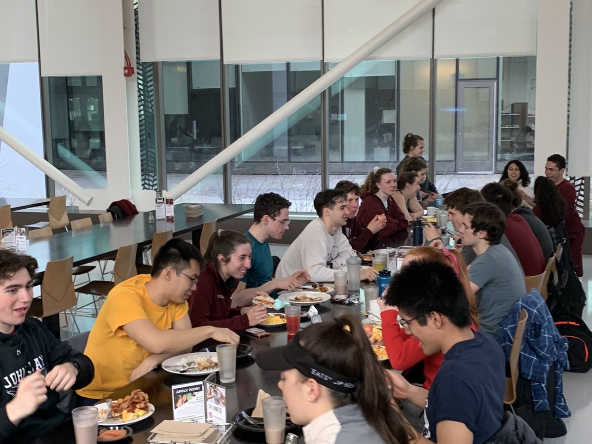 UChicago Crew tweet media