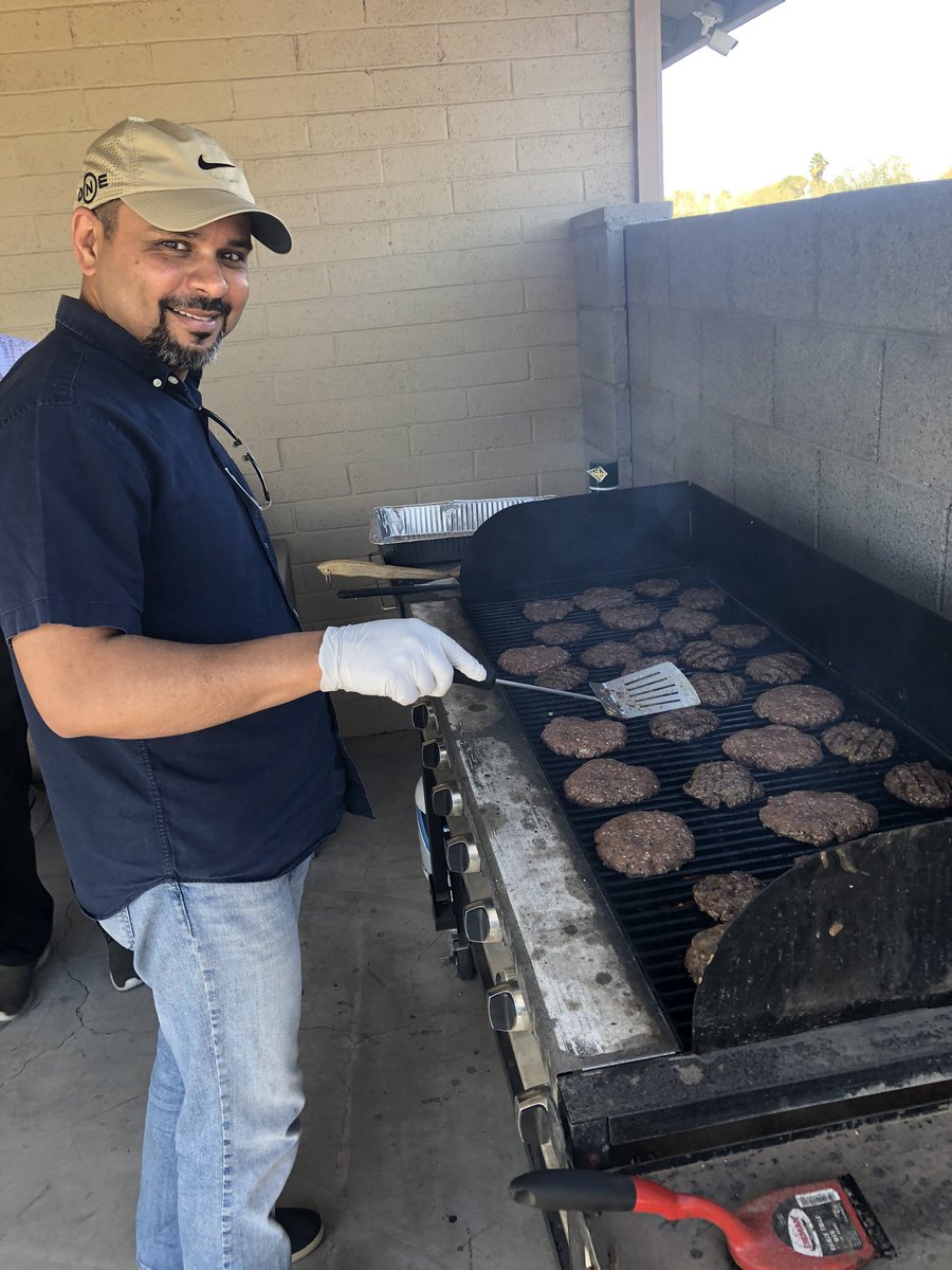 MKA_Phoenix's tweet photo. Completed our local Khuddam and Atfal Ijtema with our brothers from Tucson. Enjoyed spiritually uplifting competitions including sports plus a wonderful lunch BBQ. https://t.co/8JxlPGzAGV