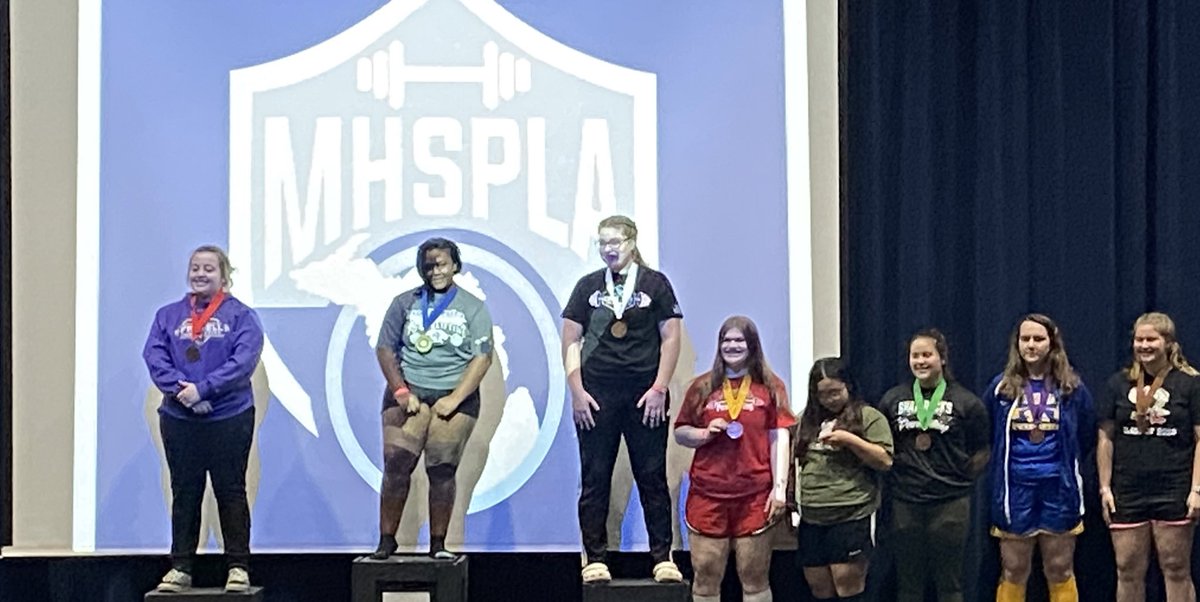 LiftingLowell's tweet photo. Congratulations to Lauren Haff:

4th Place

Squat- 280 lbs
Bench- 130 lbs
Deadlift- 315 lbs

Total- 725 lbs https://t.co/XGZqZosVEp
