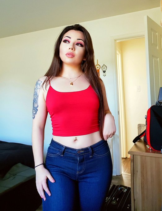 I was never going to upload this one... but it's high quality as fuck 🤩 https://t.co/LTG1Owflx5<a href="/tag/online"class="tags"><span>#online</span></a>