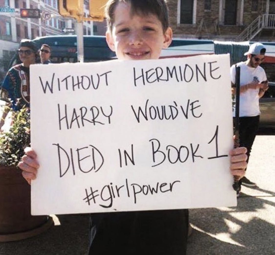 CryptoWolfManTR's tweet photo. “Hermione olmasaydı Harry Potter birinci kitapta ölmüştü.” #womensday https://t.co/CwUtSjf4lS