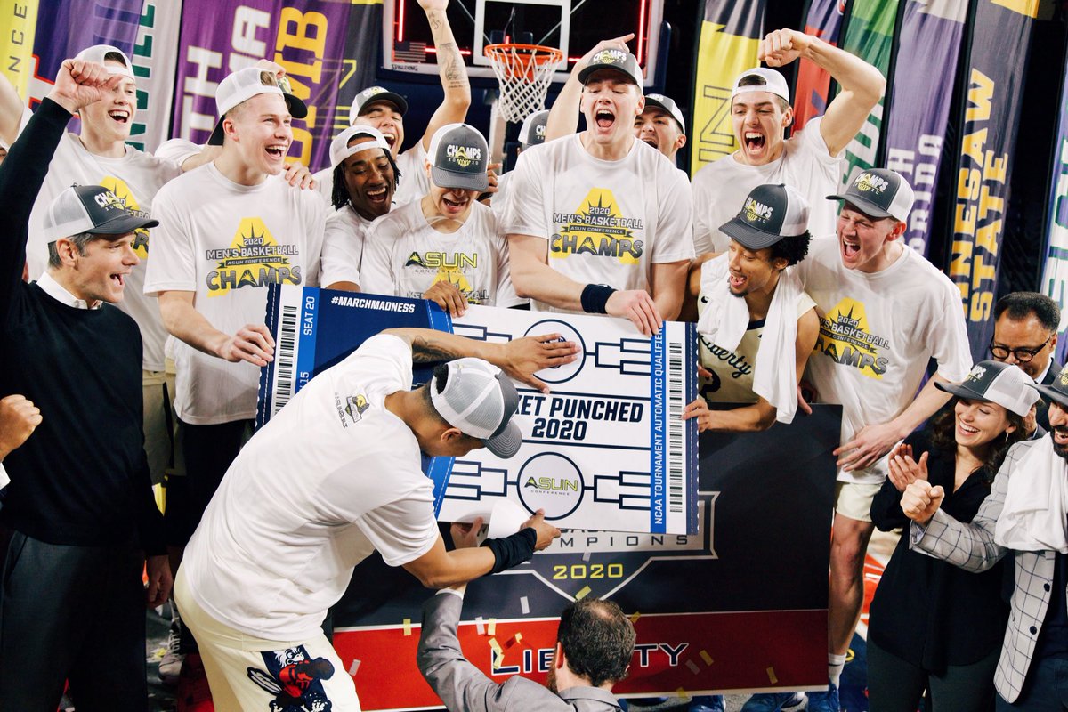 GameOnLU's tweet photo. Guess who is headed back to the NCAA Tournament? That’s right, it’s @LibertyMBB_ 💃🏼 #gameonlu https://t.co/lJaGUClNPk