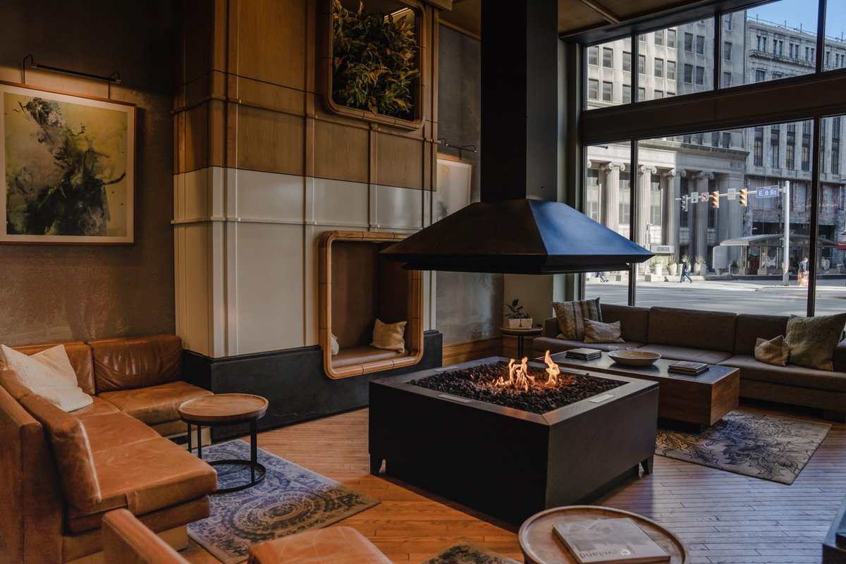 TheCLE's tweet photo. Three cozy days in Cleveland according to travel blogger @lostwithjess: https://t.co/9otMBHCUXf #ThisisCLE #Travel https://t.co/iSV66YtuRL