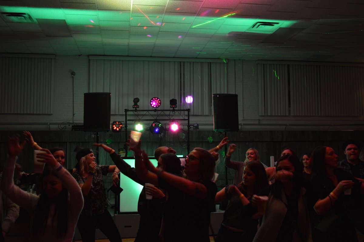 DustinSkySmith's tweet photo. Listowel buck n Doe last night to kick off the 2020 DJ season! https://t.co/8LkHK7YsQb
