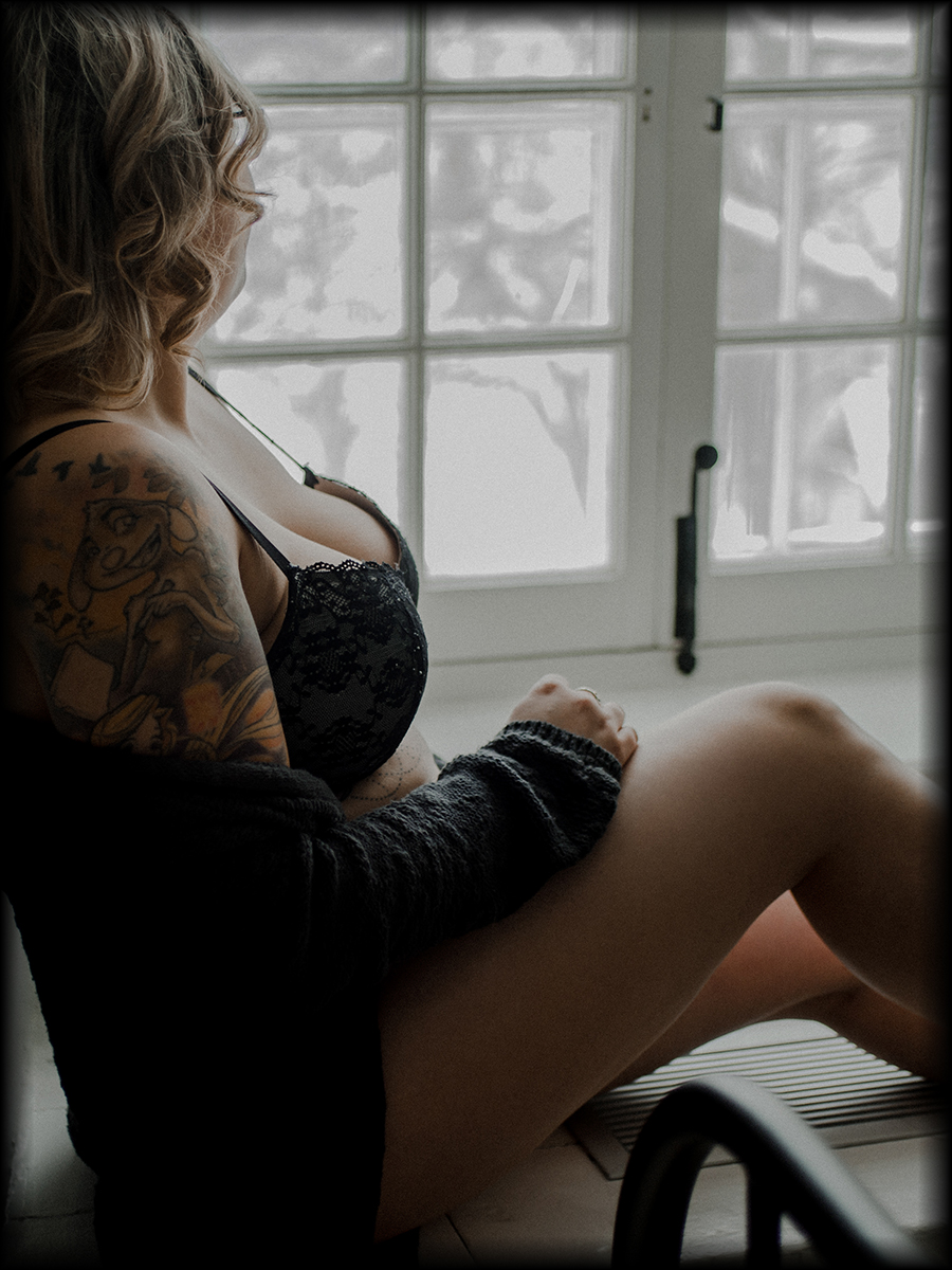 Le_Rubicon's tweet photo. Gang Bang Volupté avec Camille
 
Mercredi, le 11 mars de 14h à 16h

#gangbang, #volupté, #sub

Camille est une mignonne jeune femme de 25 ans de nature soumise. Elle adore être un objet de désirs. Elle est une vraie nymphomane qui ne demande qu’une chose: être abusée ! https://t.co/g9oBM0B7VJ
