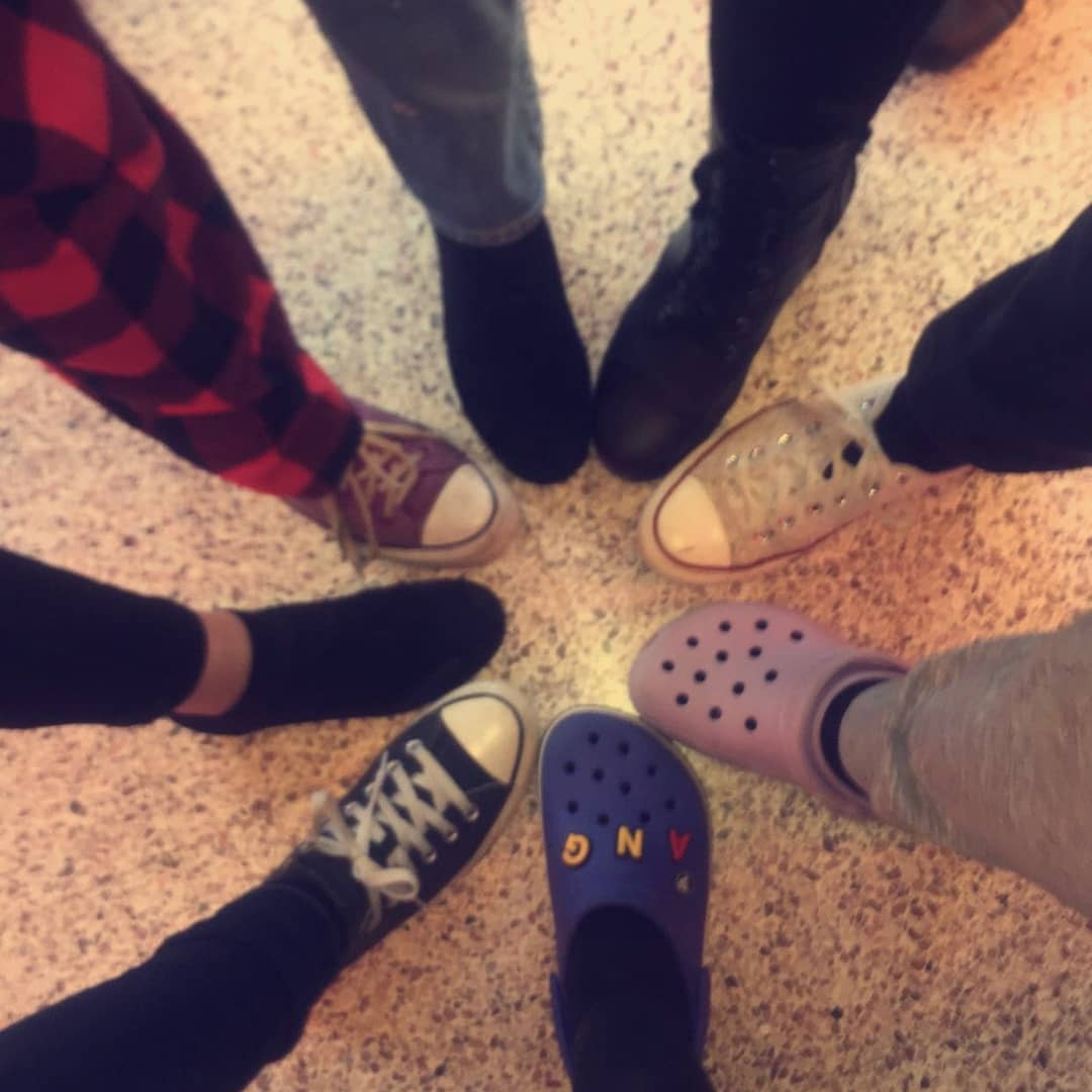 DestinyGarrison's tweet photo. Get a team like mine💛💛 https://t.co/FJJyQODhyw