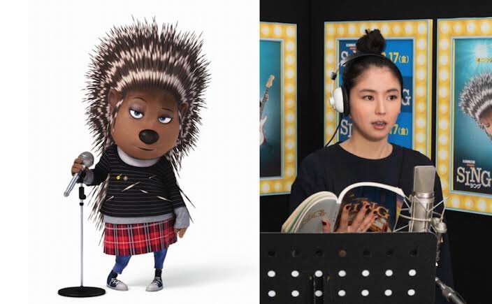 ট ইট র カワセミ スカーレット ヨハンソンさんが演じているヤマアラシのアッシュ ちゃんは日本語版では長澤まさみちゃんが演じてるんですよね ２人ともめちゃめちゃ歌上手いので観て欲しいsing お話はちょっと な部分あるけど 歌のシーンがとにかく最 高で