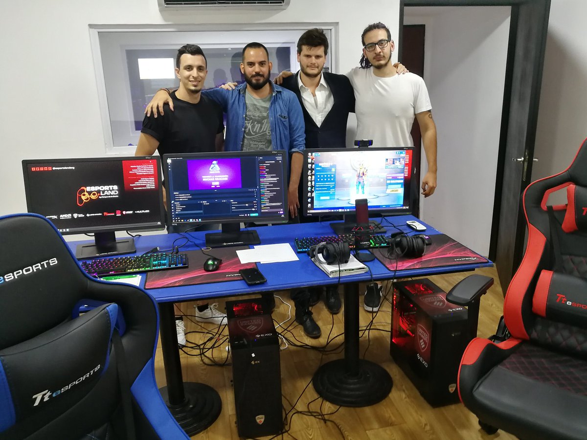 jaranaarg's tweet image. Les dejo un poco del detrás de escena del torneo de #fortnite que llevamos adelante para @PlayForFunok. Gracias a kelko, geeko glasses y a @EsportsLandArg .