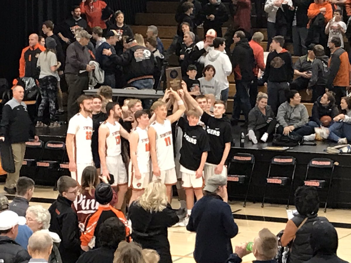 StratfordBoysBB's tweet photo. Regional Champions! https://t.co/m1fcqissxS