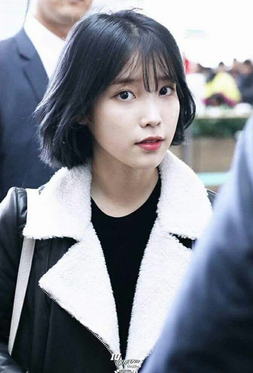 (2016) At Incheon Airport to HK.