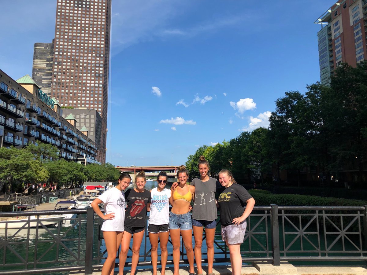 j_keat35's tweet photo. cant wait to get back on the court with my girls!! only a couple more days till one of the best times of year with my best friends🥰 #lastonebestone #statementtime @2021Nj @njbelles https://t.co/O149vGLzSj