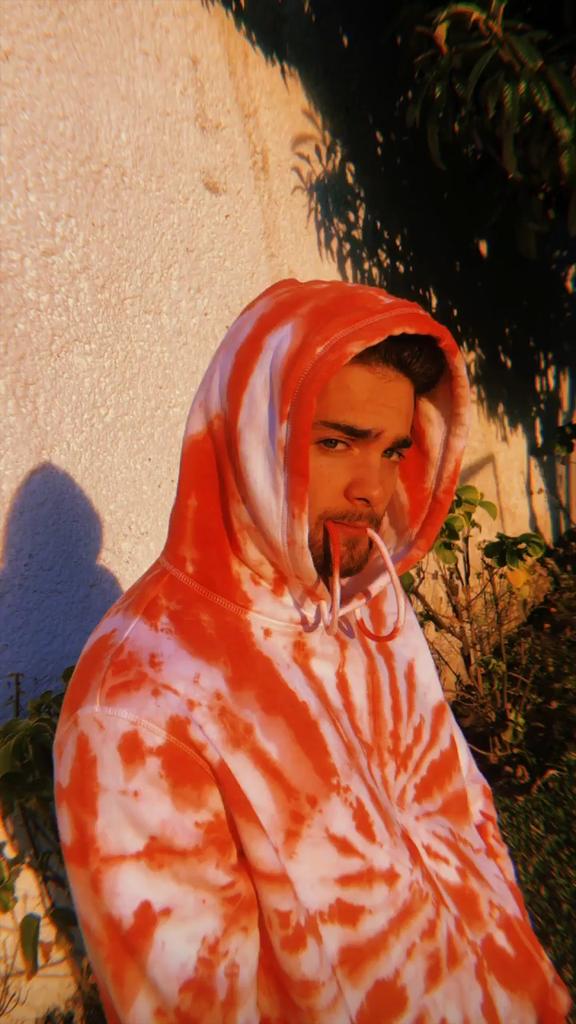 Maca_Said_Love's tweet photo. Gracias por reportarte ya te extrañaba mucho mi niño te amo 😍😘 @carlossaidof 💙💜 https://t.co/zFV5JIq0sJ