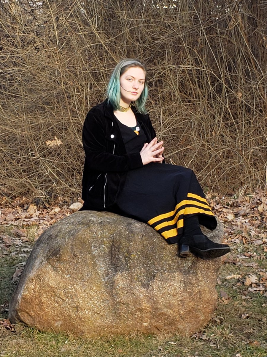 heart_of_kings's tweet photo. @ThomasSanders I finally cosplayed Deceit today! I still have a couple things coming in the mail but I did it! (photos taken by @SoPoR_kInG) #axodeceit #deceitcosplay #deceitsanders #tsdeceit #sanderssides https://t.co/gE1dnVDdA1