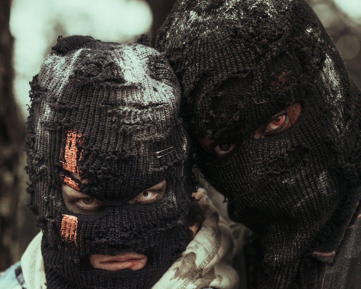 AManicMacabre's tweet image. Set photos from the filming of Manic Macabre , Horror Written/Directed by @HassonHarris , Coming Soon #ManicMacabre #Horror #Film #Slasher #Director #Writer #BlackDirector #BlackHorror #WomeninHorror #BlackWomenInHorror #Melanin #HorrorNoir