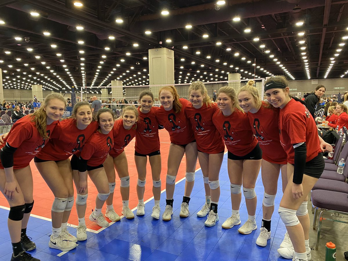 WeAreNKJV's tweet image. All of our teams at bluegrass wore their KIVA memorial shirts on Saturday. We sold 632 shirts to raise money for the Prather and McCaw families. We love you @KIVAVB &amp;amp; it was a weekend to remember #kivastrong