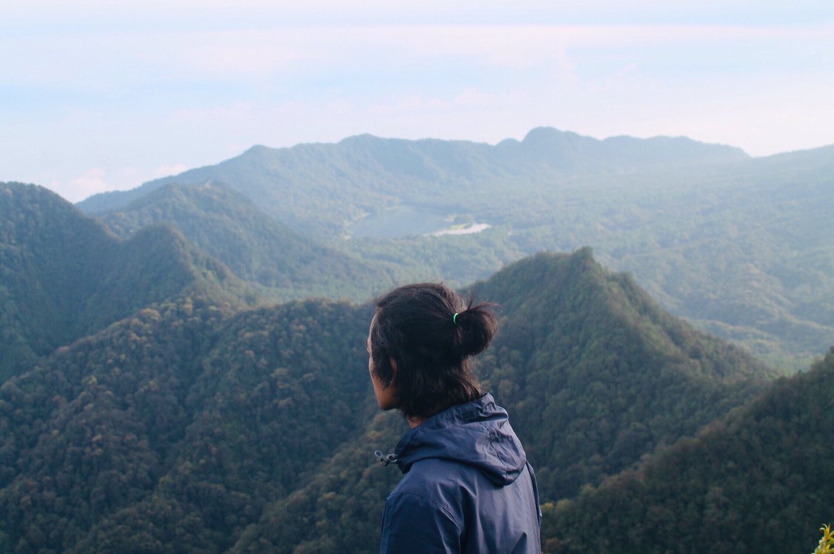 Ahmad Yogi SM (@edelweissenjaa) on Twitter photo Amazing view๐
Talk less explore more.
๐mount burangrang
<a href="/PendakiJakarta/">PENDAKI JAKARTA ๐ฎ๐ฉ</a> <a href="/PNDKID/">Jelajah Pendaki Indonesia</a> #SeninCeria Amazing view๐
Talk less explore more.
๐mount burangrang
<a href="/PendakiJakarta/">PENDAKI JAKARTA ๐ฎ๐ฉ</a> <a href="/PNDKID/">Jelajah Pendaki Indonesia</a> #SeninCeria