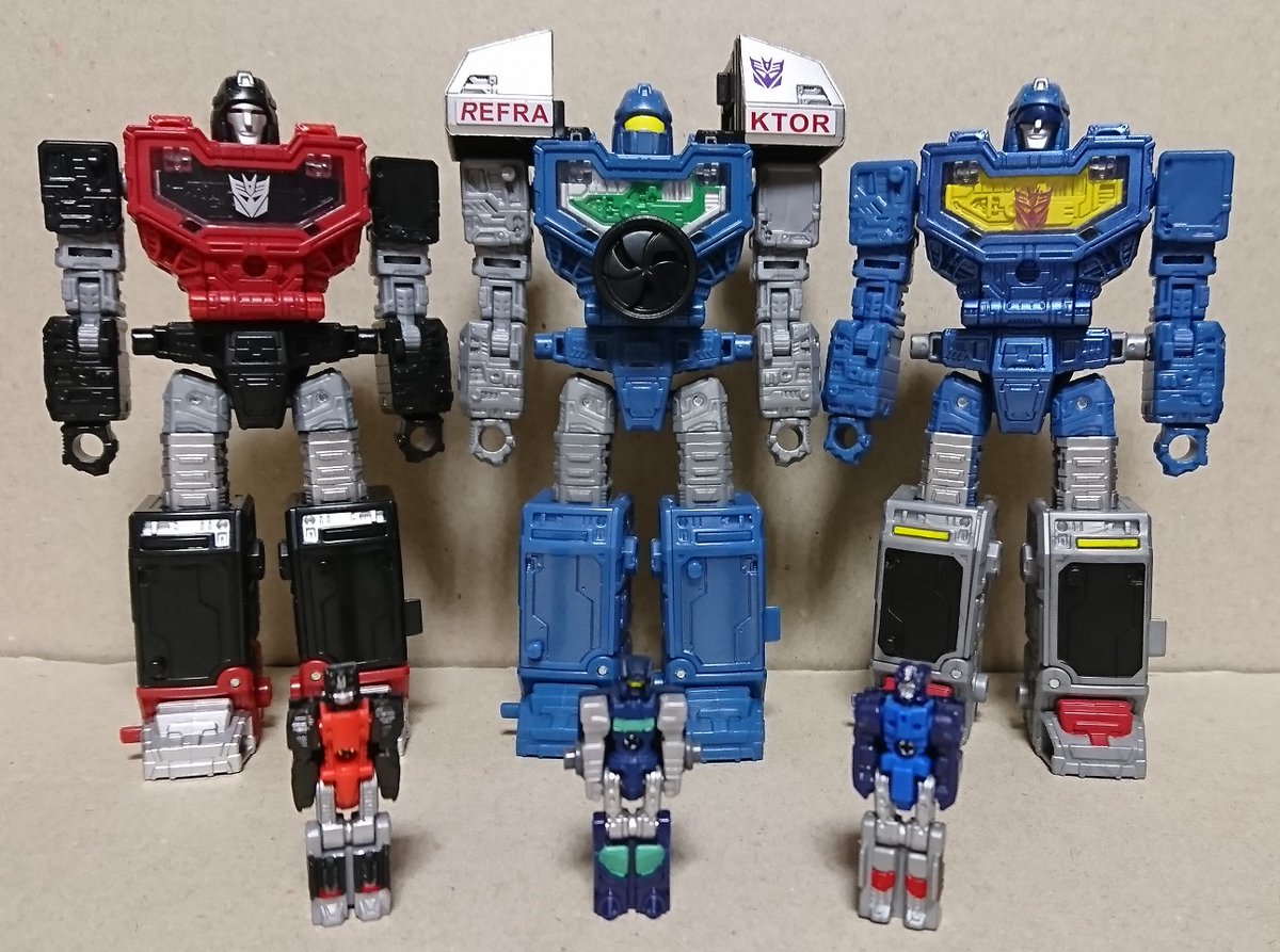 トランスフォーマー　シージ　リフレクター Amazon.co.jp: TF 2019 WFC ｼｰｼﾞ [DX] ﾘﾌﾚｸﾀｰ : おもちゃ